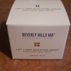 Beverly Hills MD Lift and Firm cream for face and